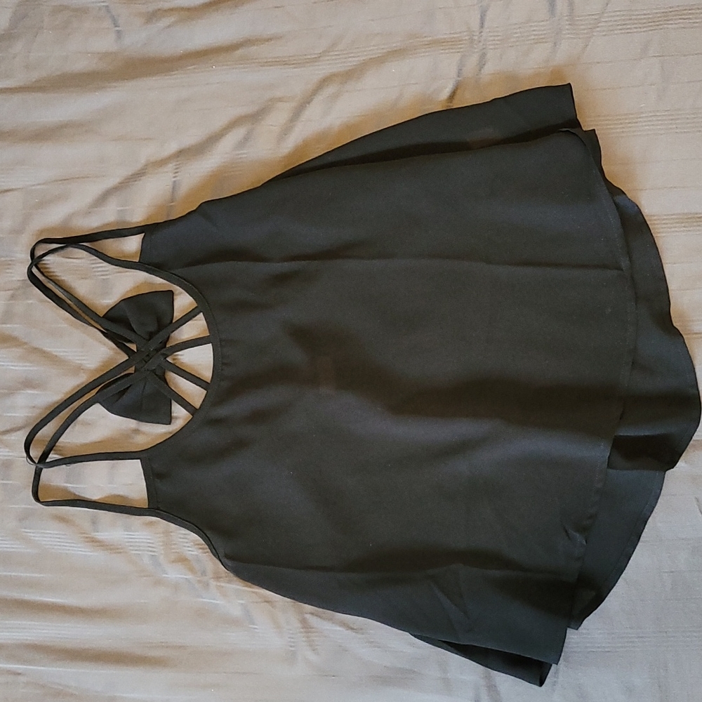 Black shear crop top with cute bow